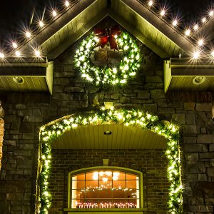 Garland & Wreaths